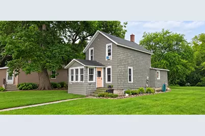 413 7th Avenue NW, Waseca, MN 56093 - Photo 2
