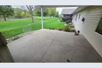 1405 26th Street SW, Austin, MN 55912 - Photo 8