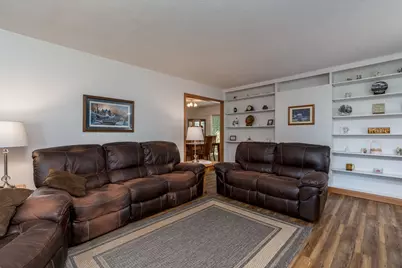 48186 Old River Bluff Road, Saint Peter, MN 56082 - Photo 8