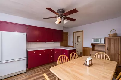 48186 Old River Bluff Road, Saint Peter, MN 56082 - Photo 14