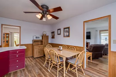 48186 Old River Bluff Road, Saint Peter, MN 56082 - Photo 16