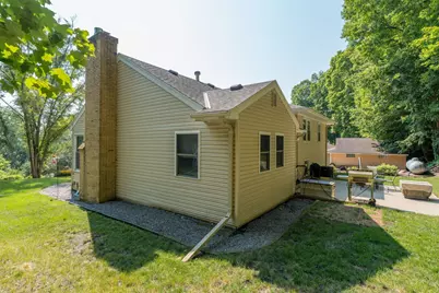 48186 Old River Bluff Road, Saint Peter, MN 56082 - Photo 34