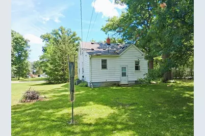 714 5th Street SW, Little Falls, MN 56345 - Photo 2