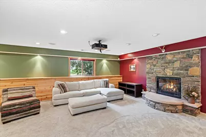 6592 Albert Court, Lino Lakes, MN 55038 - Photo 24