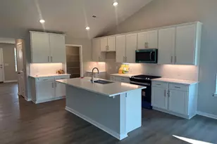 8849 63rd St S, Cottage Grove, MN 55016 - Photo 2