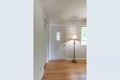 6071 45th Street N, Oakdale, MN 55128 - Photo 4