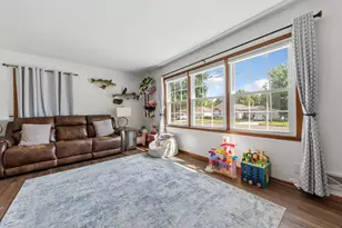 403 E Adams St, Arlington, MN 55307 - Photo 6
