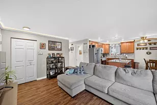 913 2nd St NW, Byron, MN 55920 - Photo 4