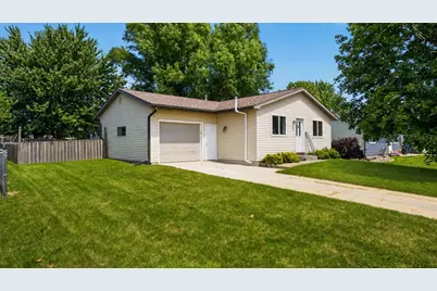 913 2nd Street NW, Byron, MN 55920 - Photo 1