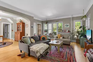 116 Lexington Pkwy N, Saint Paul, MN 55104 - Photo 4