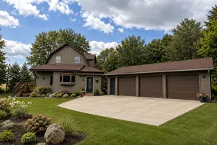 91224 510th Ave, Windom, MN 56101 - Photo 1