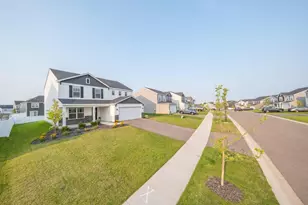 6254 Highland Hills Ln S, Cottage Grove, MN 55016 - Photo 2