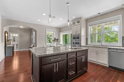 4516 Chowen Avenue S, Minneapolis, MN 55410 - Photo 10