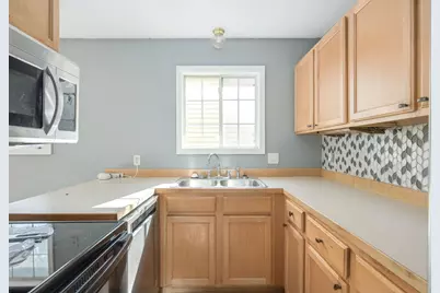 4041 W 125th Street #16, Savage, MN 55378 - Photo 8