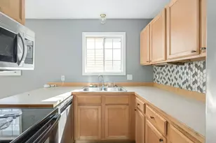 4041 W 125th St, Savage, MN 55378 - Photo 8