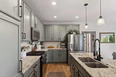 6698 Mackenzie Avenue NE, Albertville, MN 55301 - Photo 4