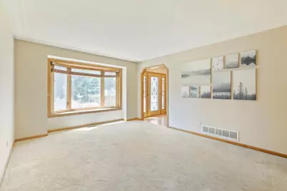 2477 Windsor Lane, Woodbury, MN 55125 - Photo 6