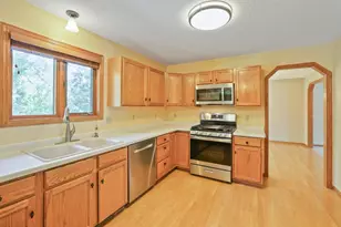 2477 Windsor Ln, Woodbury, MN 55125 - Photo 14