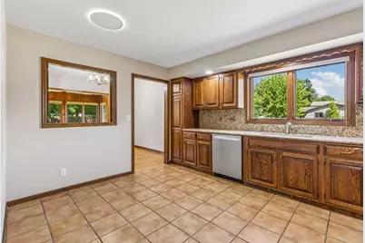 10000 31st Avenue N, Plymouth, MN 55441 - Photo 10