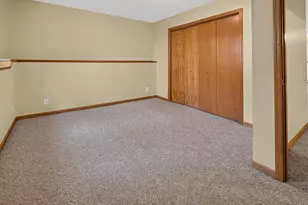 108 Celestine Cir, Mankato, MN 56001 - Photo 36