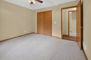 108 Celestine Cir, Mankato, MN 56001 - Photo 22
