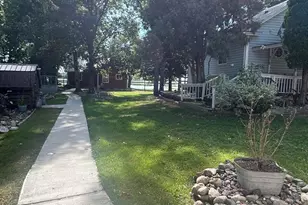 1215 Lake Shore Blvd, Wahkon, MN 56386 - Photo 1