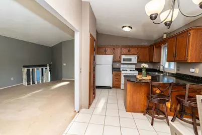 7733 Kentucky Avenue N, Brooklyn Park, MN 55445 - Photo 4