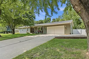 636 Shady Creek Cir, Winsted, MN 55395 - Photo 1