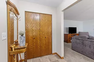 11100 Schoolcraft Rd, Burnsville, MN 55337 - Photo 4