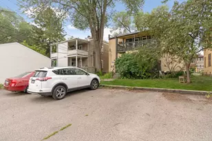 3845 Grand Ave S, Minneapolis, MN 55409 - Photo 20