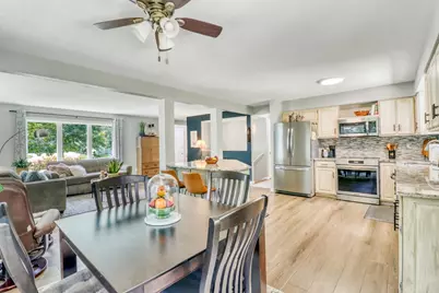 1047 Highwood Circle, Detroit Lakes, MN 56501 - Photo 8