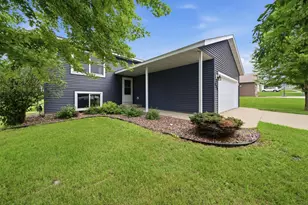 809 10th St NW, Kasson, MN 55944 - Photo 8