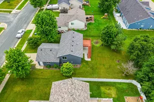 809 10th St NW, Kasson, MN 55944 - Photo 6