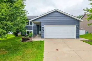 809 10th St NW, Kasson, MN 55944 - Photo 2