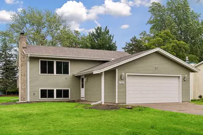 11843 Marigold Street NW, Coon Rapids, MN 55433 - Photo 2