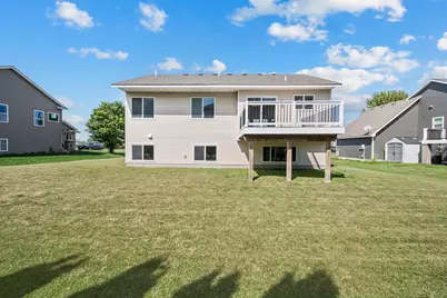 526 Hackney Avenue, Shakopee, MN 55379 - Photo 32