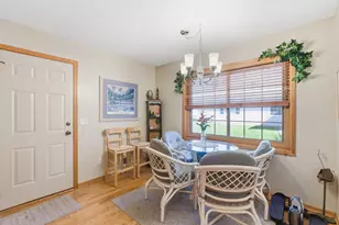 7590 Newbury Rd, Woodbury, MN 55125 - Photo 14