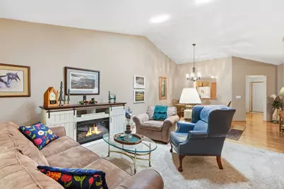 7590 Newbury Road, Woodbury, MN 55125 - Photo 6