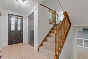 5536 Aldrich Dr N, Brooklyn Center, MN 55430 - Photo 8