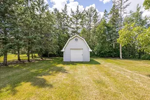 1027 Comstock Dr, Deer River, MN 56636 - Photo 38