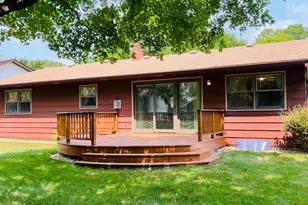 169 Mary Cir, North Mankato, MN 56003 - Photo 2