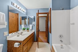 1200 Hallam Ave N, Mahtomedi, MN 55115 - Photo 24