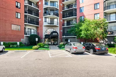6500 Woodlake Drive #601, Richfield, MN 55423 - Photo 2