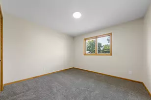 1676 Castle Dr, North Mankato, MN 56003 - Photo 24