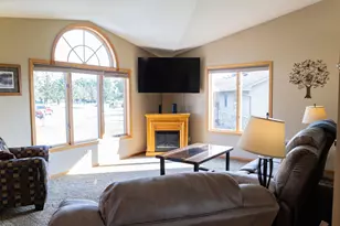25 Benson Dr S, Lewiston, MN 55952 - Photo 6