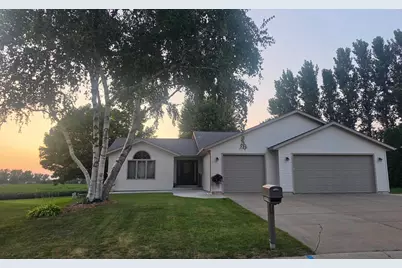 25 Benson Drive S, Lewiston, MN 55952 - Photo 4