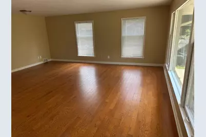 5410 44th Avenue N, Robbinsdale, MN 55422 - Photo 2