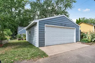 2323 Standish St, Saint Paul, MN 55108 - Photo 30