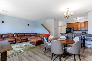 7209 Jewel Ln N, Maple Grove, MN 55311 - Photo 4