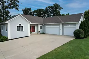 2449 Sand Trap Ln SE, Rochester, MN 55904 - Photo 1